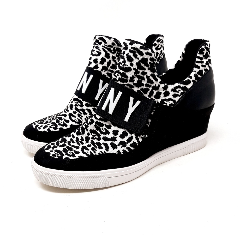 DKNY Cosmos Logo Hidden Wedge Slip-On Sneakers Size 9.5